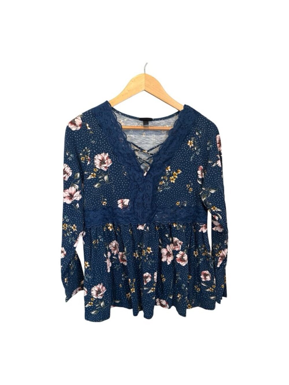 Torrid v neck floral t shirt Long sleeve Blue colorful sz 0 Tshirt Lace Women L